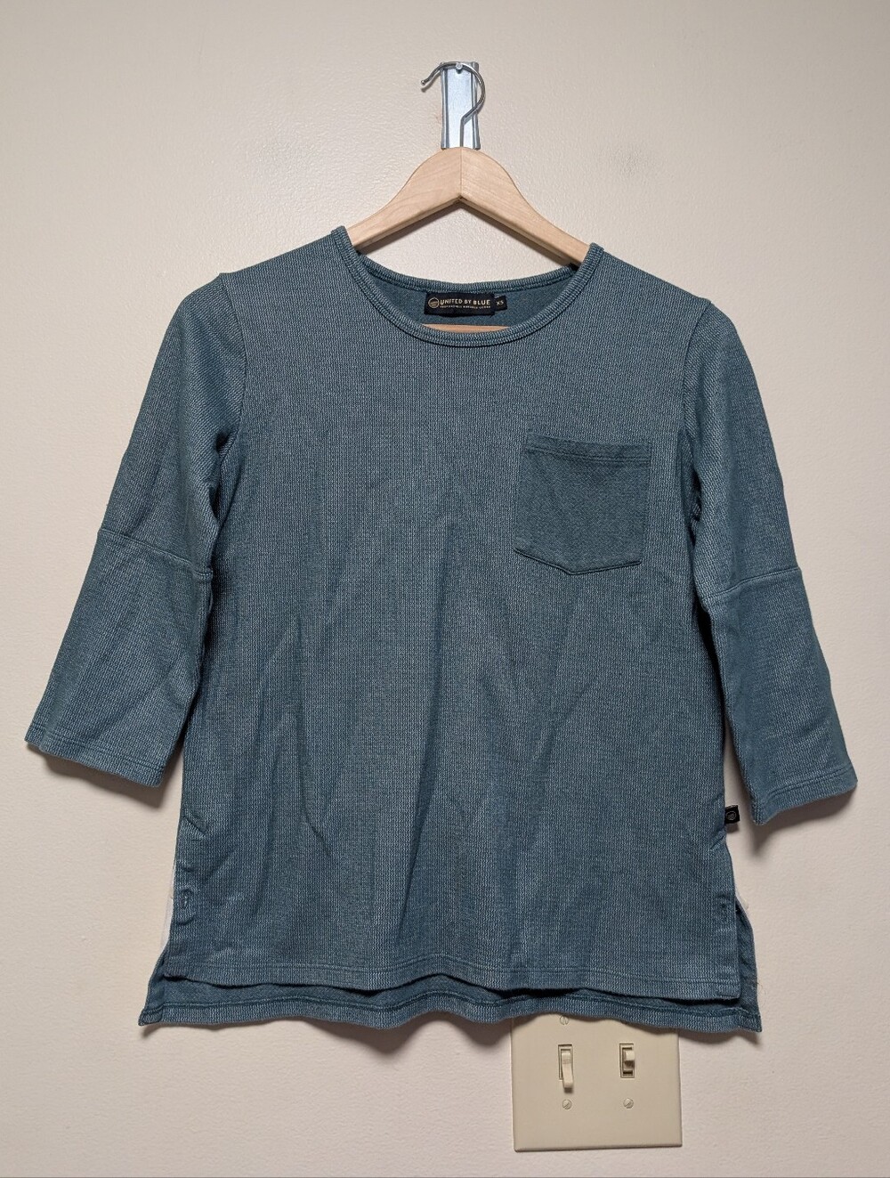 United By Blue XS Teal Organic Cotton Pocket Top Sustainable Outdoorsy